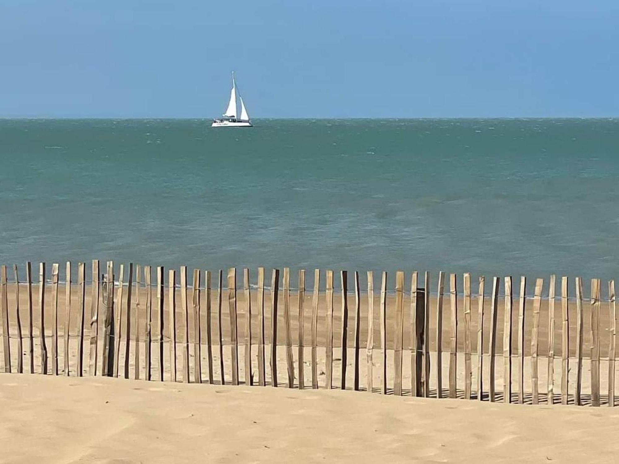 Loft 4 Pers Centre Chatelaillon-Plage, A Deux Pas De La Mer Et Du Casino, Wi-Fi Inclus - Fr-1-706-26 المظهر الخارجي الصورة